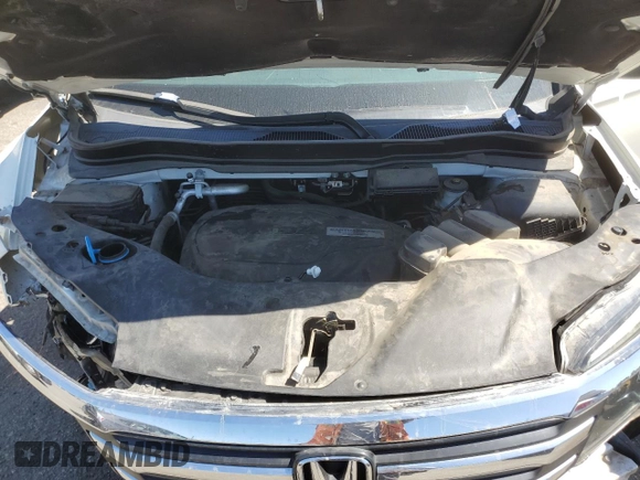 2018 Honda Pilot EX-L with VIN 5FNYF5H5XJB031533, listed as a Copart auction lot 64419275 with 38,373 mi miles and Salvage title. Bid and sale history available at DreamBid. Image 12.
