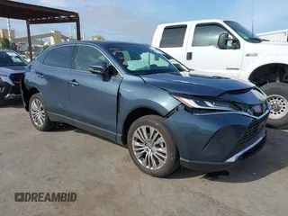 2021 Toyota Venza LE with VIN JTEAAAAH8MJ008435, listed as a IAAI auction lot 42041523 with 24,913 mi miles. Bid and sale history available at carsss.com. Image 1.