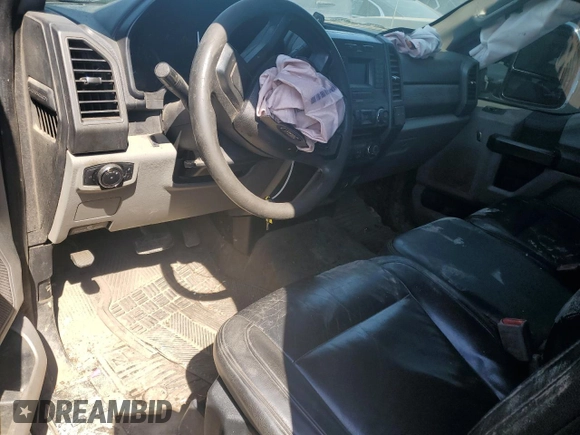 2017 Ford F-250 XL с VIN 1FTBF2A65HEF36818, выставлен на аукционе Copart как лот 47825385 с пробегом Не указан миль и Списание • Salvage title. История ставок и продаж доступна на DreamBid. Изображение 8.