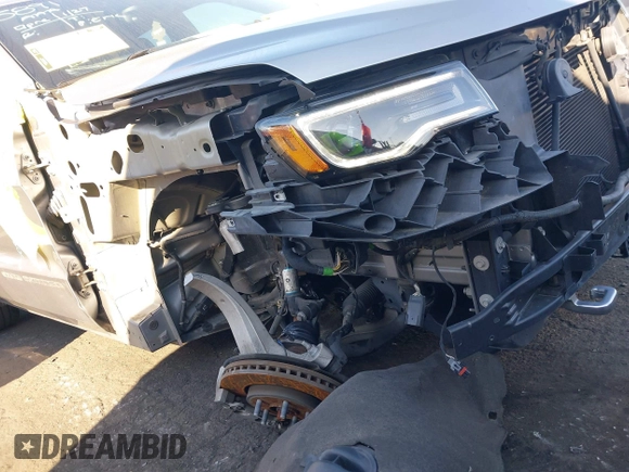 2018 Jeep Grand Cherokee Limited with VIN 1C4RJFBG4JC249418, listed as a IAAI auction lot 41621022 with 83,720 mi miles and . Bid and sale history available at DreamBid. Image 6.