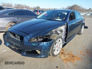 2019 Jaguar XJ Portfolio with VIN SAJWA2G7XK8W20284, listed as a IAAI auction lot 41289613 with 29,414 mi miles and . Bid and sale history available at DreamBid. Image 17.