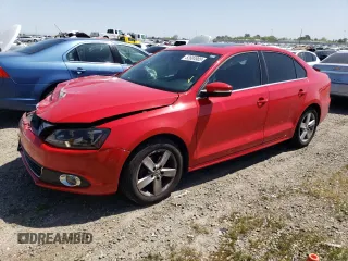 2014 Volkswagen Jetta TDI w/Premium/Nav с VIN 3VWLL7AJ3EM386483, выставлен на аукционе Copart как лот 52604905 с пробегом 120 435 миль миль и Списание • Salvage title. История ставок и продаж доступна на DreamBid. Изображение 1.