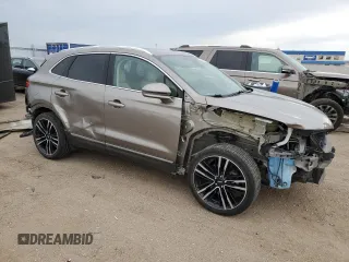 2017 Lincoln MKC Reserve with VIN 5LMTJ3DH9HUL53913, listed as a Copart auction lot 58224255 with 87,702 mi miles and Salvage title. Bid and sale history available at DreamBid. Image 4.