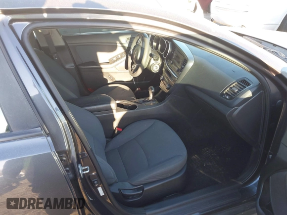2015 Kia Optima LX with VIN KNAGM4A76F5624013, listed as a IAAI auction lot 41887296 with 224,720 mi miles. Bid and sale history available at carsss.com. Image 5.