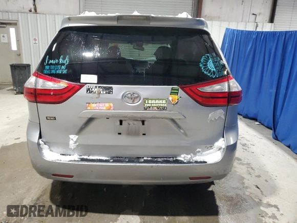 2018 Toyota Sienna LE Auto Access Seat with VIN 5TDKZ3DC1JS926071, listed as a Copart auction lot 45934695 with 0 mi miles and Salvage Title. Bid and sale history available at carsss.com. Image 6.