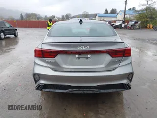 2024 Kia Forte GT-Line with VIN 3KPF54AD7RE830841, listed as a IAAI auction lot 42011707 with 1,487 mi miles and . Bid and sale history available at carsss.com. Image 17.