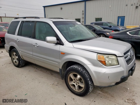 2006 Honda Pilot EX-L with VIN 5FNYF28506B049075, listed as a Copart auction lot 51674785 with 160,298 mi miles and Clean Title. Bid and sale history available at carsss.com. Image 4.