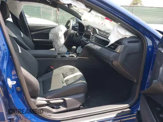 2025 Toyota Camry LE with VIN 4T1DAACK2SU135053, listed as a IAAI auction lot 42209547 with 4,068 mi miles and . Bid and sale history available at DreamBid. Image 5.