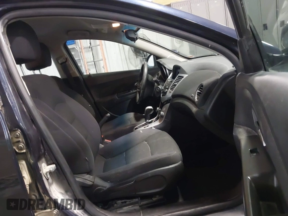 2014 Chevrolet Cruze 1LT with VIN 1G1PC5SB9E7119447, listed as a IAAI auction lot 41680886 with 239,297 mi miles and . Bid and sale history available at DreamBid. Image 5.