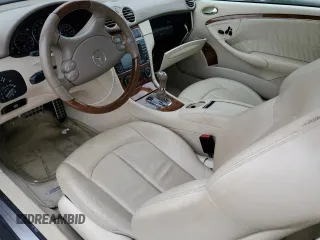 2008 Mercedes-Benz CLK 350 z VIN WDBTJ56H48F248361, wystawiony jako Copart lot #42920615 z przebiegiem 124 624 mil mil oraz Szkoda całkowita • Salvage title. Historia ofert i sprzedaży dostępna na DreamBid. Obrazek 8.