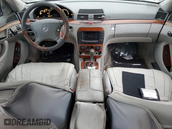 2004 Mercedes-Benz S-Class 4.3L with VIN WDBNG83J64A424124, listed as a Copart auction lot 85341024 with 0 mi miles and Non Repairable. Bid and sale history available at carsss.com. Image 8.
