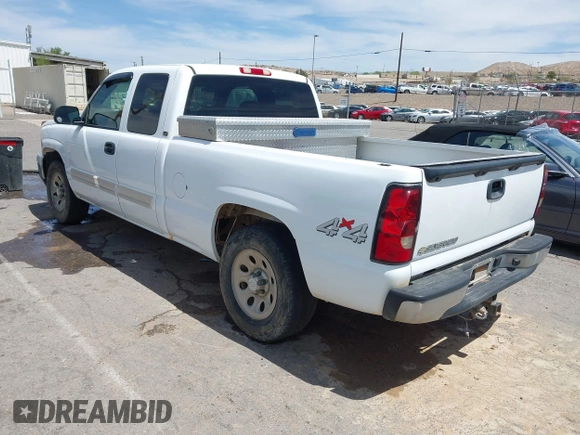 2006 Chevrolet Silverado 1500 LT2 with VIN 1GCEK19B86Z199636, listed as a IAAI auction lot 41614508 with 188,458 mi miles and . Bid and sale history available at DreamBid. Image 3.