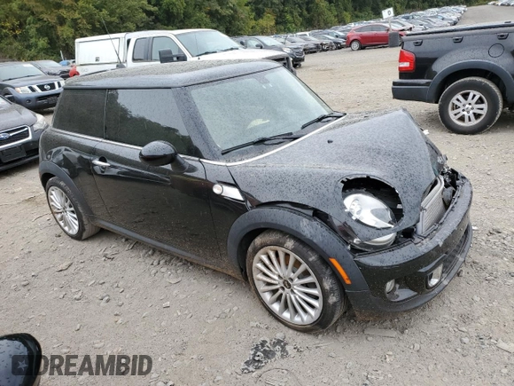 2012 MINI Hardtop S with VIN WMWSV3C58CT386573, listed as a Copart auction lot 61145045 with 35,714 mi miles and Non repairable. Bid and sale history available at DreamBid. Image 4.