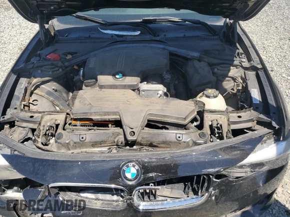 2015 BMW 3 Series 320i xDrive with VIN WBA3C3C5XFK202500, listed as a Copart auction lot 54671075 with 111,168 mi miles and Salvage title. Bid and sale history available at DreamBid. Image 11.