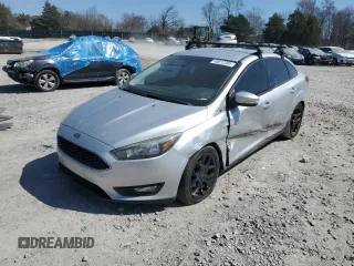 2016 Ford Focus SE with VIN 1FADP3F24GL267194, listed as a Copart auction lot 48812385 with 154,466 mi miles and Salvage Title. Bid and sale history available at carsss.com. Image 1.