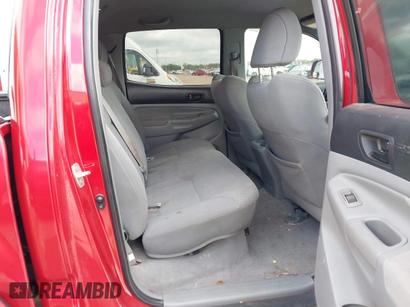 2010 Toyota Tacoma PreRunner z VIN 3TMJU4GN1AM094552, wystawiony jako IAAI lot #42422207 z przebiegiem 180 364 mil mil oraz . Historia ofert i sprzedaży dostępna na DreamBid. Obrazek 8.