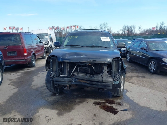 2008 GMC Yukon Denali with VIN 1GKFK63888J139246, listed as a IAAI auction lot 41649830 with 328,472 mi miles. Bid and sale history available at carsss.com. Image 13.