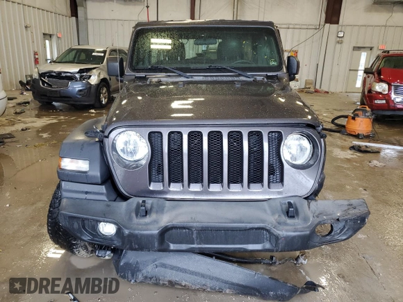 2018 Jeep Wrangler Unlimited Sport S с VIN 1C4HJXDN8JW190448, выставлен на аукционе Copart как лот 57250025 с пробегом 107 733 миль миль и На запчасти • Non repairable. История ставок и продаж доступна на DreamBid. Изображение 5.