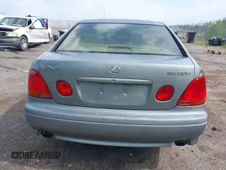 2001 Lexus GS 300 z VIN JT8BD69S710134797, wystawiony jako IAAI lot #42253923 z przebiegiem 286 362 mil mil oraz . Historia ofert i sprzedaży dostępna na DreamBid. Obrazek 16.