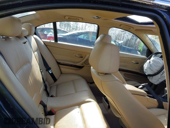 2006 BMW 3 Series 330xi with VIN WBAVD33546KV67597, listed as a IAAI auction lot 41754619 with 1 mi miles. Bid and sale history available at carsss.com. Image 8.
