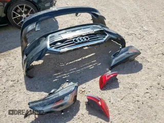 2019 Audi A6 Prestige with VIN WAUM2AF28KN038671, listed as a Copart auction lot 61748845 with 88,718 mi miles and Salvage title. Bid and sale history available at DreamBid. Image 12.