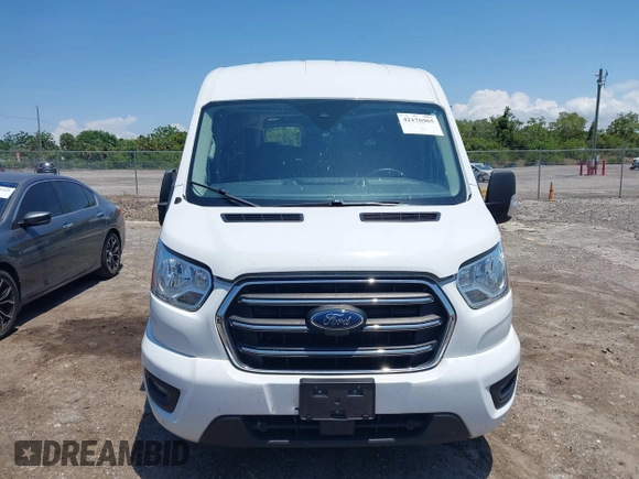 2020 Ford Transit Passenger XL z VIN 1FBAX2C80LKA23515, wystawiony jako IAAI lot #42176965 z przebiegiem 219 360 mil mil oraz . Historia ofert i sprzedaży dostępna na DreamBid. Obrazek 12.