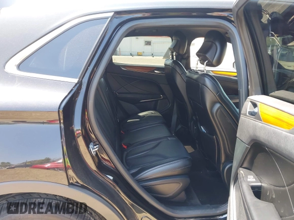 2017 Lincoln MKC Reserve с VIN 5LMTJ3DH8HUL49710, выставлен на аукционе IAAI как лот 42224457 с пробегом 106 392 миль миль и . История ставок и продаж доступна на DreamBid. Изображение 8.
