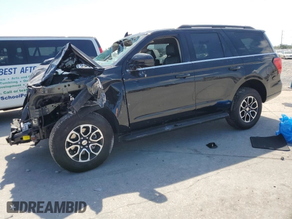 2024 Ford Expedition XLT with VIN 1FMJU1H84REA66331, listed as a Copart auction lot 72781514 with 0 mi miles and Salvage Title. Bid and sale history available at carsss.com. Image 1.