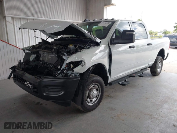 2024 Ram 2500 Tradesman с VIN 3C6UR5CJ4RG267621, выставлен на аукционе IAAI как лот 42442525 с пробегом 9 929 миль миль и . История ставок и продаж доступна на DreamBid. Изображение 18.
