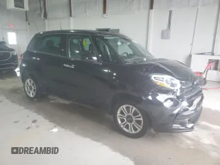 2019 FIAT 500L Pop with VIN ZFBNFAAH3KZ042162, listed as a Copart auction lot 84504044 with 27,546 mi miles and Salvage Title. Bid and sale history available at DreamBid. Image 4.