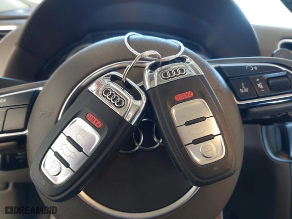 2015 Audi Q5 Premium Plus with VIN WA1DGAFP2FA130155, listed as a IAAI auction lot 41699314 with 118,377 mi miles. Bid and sale history available at carsss.com. Image 11.