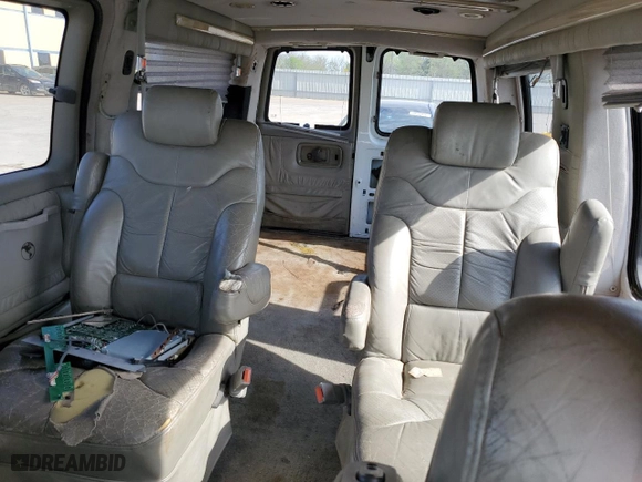 2001 Chevrolet Express Cargo Van YF7 Upfitter with VIN 1GBFG15RX11238330, listed as a Copart auction lot 50804885 with 212,392 mi miles and Clean Title. Bid and sale history available at carsss.com. Image 10.