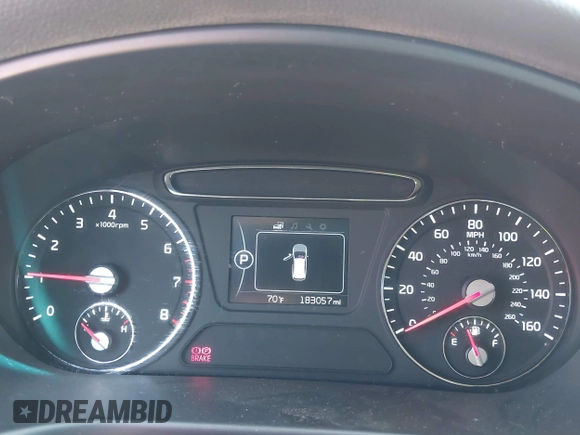 2016 Kia Sorento LX with VIN 5XYPGDA35GG060533, listed as a IAAI auction lot 42033268 with 183,057 mi miles. Bid and sale history available at carsss.com. Image 7.