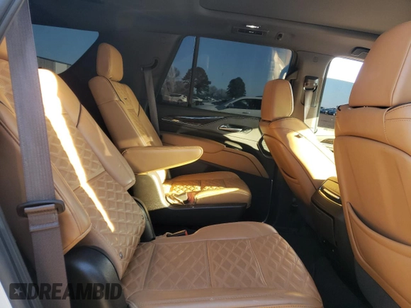 2022 Cadillac Escalade Sport z VIN 1GYS3EKL6NR234497, wystawiony jako Copart lot #48560705 z przebiegiem 55 438 mil mil oraz Szkoda całkowita • Salvage title. Historia ofert i sprzedaży dostępna na DreamBid. Obrazek 12.