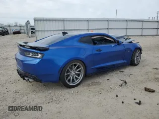 2016 Chevrolet Camaro 2SS z VIN 1G1FH1R73G0179274, wystawiony jako Copart lot #55268815 z przebiegiem 61 654 mil mil oraz Czysty tytuł • Clean title. Historia ofert i sprzedaży dostępna na DreamBid. Obrazek 3.