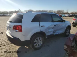 2013 Kia Sorento LX with VIN 5XYKT4A29DG368216, listed as a Copart auction lot 84177224 with 169,666 mi miles and Salvage Title. Bid and sale history available at carsss.com. Image 3.