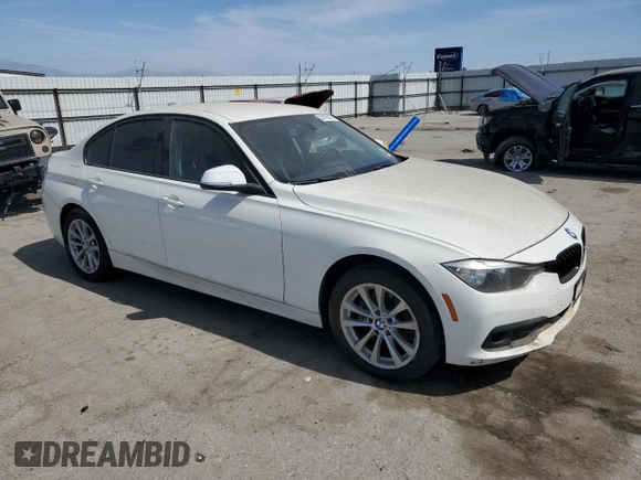 2017 BMW 3 Series 320i z VIN WBA8A9C53HK620298, wystawiony jako Copart lot #58196815 z przebiegiem 101 971 mil mil oraz Szkoda całkowita • Salvage title. Historia ofert i sprzedaży dostępna na DreamBid. Obrazek 4.