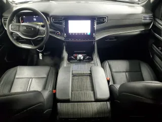 2024 Jeep Wagoneer Series III with VIN 1C4SJVDP7RS176720, listed as a Copart auction lot 42822295 with 10,959 mi miles and Clean title. Bid and sale history available at DreamBid. Image 8.
