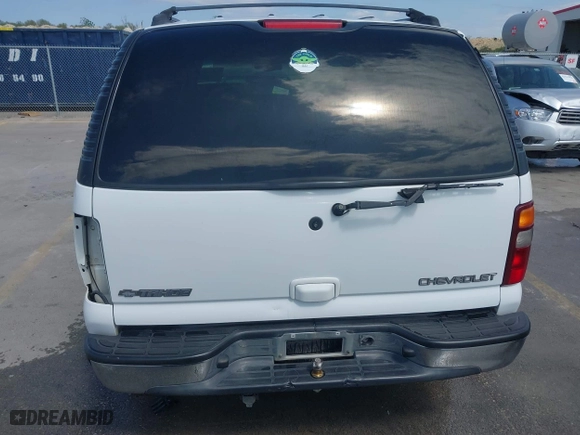 2001 Chevrolet Tahoe LT with VIN 1GNEC13T91R135247, listed as a IAAI auction lot 41930276 with 266,050 mi miles. Bid and sale history available at carsss.com. Image 17.