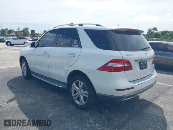 2015 Mercedes-Benz M 350 with VIN 4JGDA5JB9FA590659, listed as a IAAI auction lot 40591295 with 117,825 mi miles and . Bid and sale history available at DreamBid. Image 3.