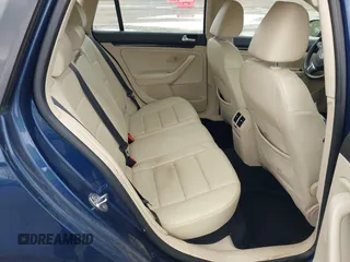 2013 Volkswagen Jetta TDI w/Sunroof & Nav с VIN 3VWPL7AJXDM680737, выставлен на аукционе IAAI как лот 42206391 с пробегом 161 534 миль миль и . История ставок и продаж доступна на DreamBid. Изображение 8.