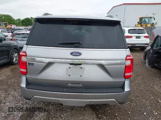 2020 Ford Expedition XLT with VIN 1FMJU1HT9LEA86179, listed as a IAAI auction lot 41869419 with 90,512 mi miles and . Bid and sale history available at DreamBid. Image 17.