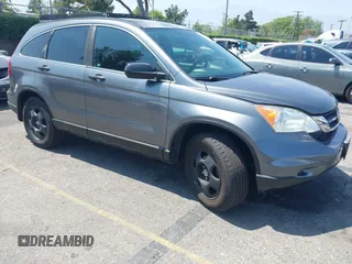 2010 Honda CR-V LX z VIN JHLRE3H32AC000948, wystawiony jako IAAI lot #42325652 z przebiegiem 141 639 mil mil oraz . Historia ofert i sprzedaży dostępna na DreamBid. Obrazek 1.
