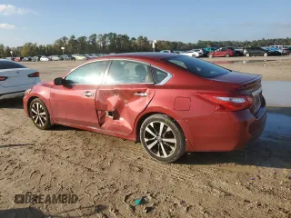 2016 Nissan Altima SR z VIN 1N4AL3AP8GC288261, wystawiony jako Copart lot #83849354 z przebiegiem 121 729 mil mil oraz Czysty tytuł • Clean title. Historia ofert i sprzedaży dostępna na DreamBid. Obrazek 2.