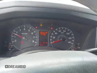 2014 Nissan NV S z VIN 1N6BF0KL4EN103105, wystawiony jako IAAI lot #42197998 z przebiegiem 337 550 mil mil oraz . Historia ofert i sprzedaży dostępna na DreamBid. Obrazek 7.
