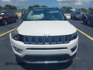 2019 Jeep Compass Limited with VIN 3C4NJCCBXKT725774, listed as a IAAI auction lot 42347887 with 43,472 mi miles and . Bid and sale history available at DreamBid. Image 12.