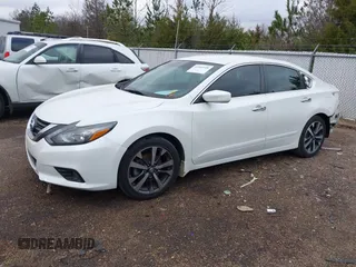 2017 Nissan Altima SR with VIN 1N4AL3AP4HN326560, listed as a IAAI auction lot 41349728 with 153,960 mi miles and . Bid and sale history available at carsss.com. Image 17.