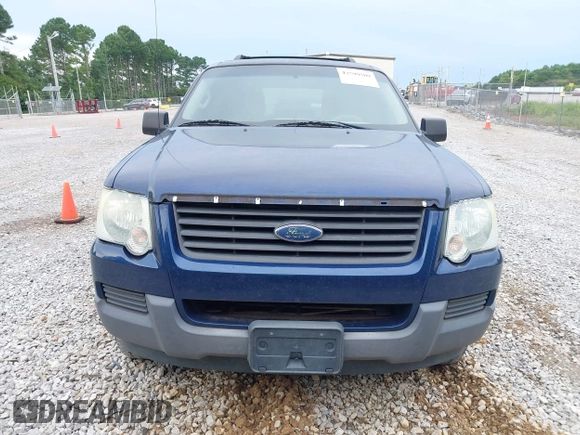 2006 Ford Explorer XLS z VIN 1FMEU62E86UA69991, wystawiony jako IAAI lot #42599509 z przebiegiem 163 531 mil mil oraz . Historia ofert i sprzedaży dostępna na DreamBid. Obrazek 6.