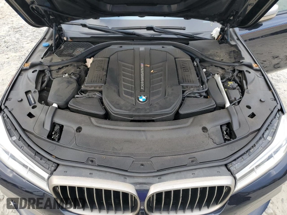 2019 BMW 7 Series M760i xDrive with VIN WBA7H6C51KG615276, listed as a Copart auction lot 79597234 with 39,195 mi miles and Salvage Title. Bid and sale history available at carsss.com. Image 11.