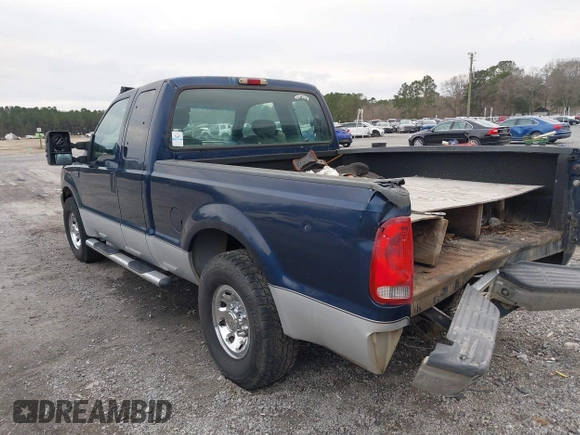 2004 Ford Super Duty F-250 XL with VIN 1FTNX20L54EC43769, listed as a IAAI auction lot 41624946 with 341,890 mi miles. Bid and sale history available at carsss.com. Image 3.
